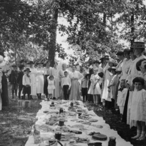 Picnic dinner at a contest for the Little Mill Club on June 2nd, 1920