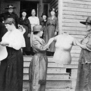 Clarendon Women's Club of Columbus County in the southeastern district, holding their dress molds