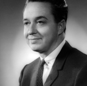 Dr. Robert W. Truitt portrait