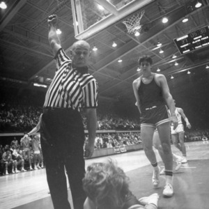 Referee stops the clock, 1971