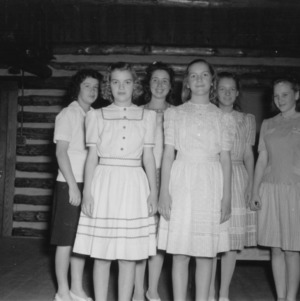 4-H club members from Vance County standing together in 1942
