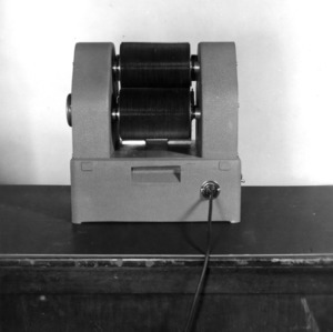Nepometer machine, used to measure tangled fibers in cotton