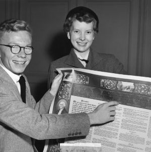 Bobby Newton and Nancy Mason, national 4-H citizenship winners examining the United States Constitution at National 4-H Club Congress in Washington, D.C.