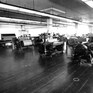 Weaving research lab with weaving machines