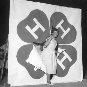 Lucille Mayes joining the 4-H Honor Club