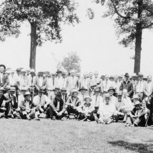 Group of farmers and fertilizer men at a special Tobacco Day Meeting at the Tobacco Experimental Station
