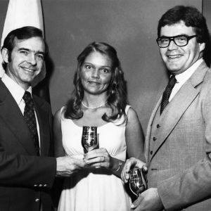 Alumni Student Award, 1975