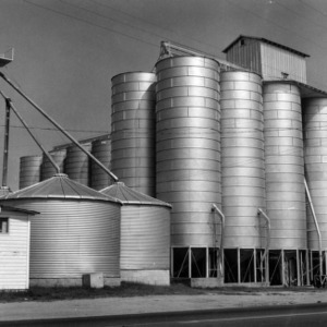 Soybean producers buying station and storage facilities