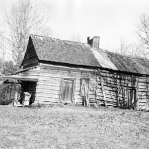 Side view, McCurdy Log House, Cabarrus County, North Carolina