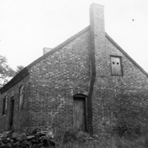 Side view with chimney, Jamestown Friends Meeting House, Jamestown, North Carolina