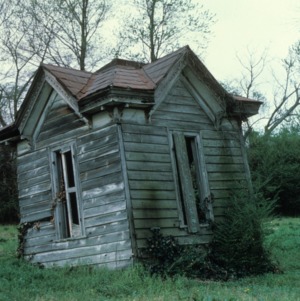 Outhouse view, David A. Barnes House, Murfreesboro, Hertford County, North Carolina