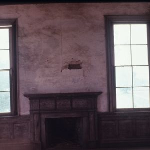 Interior view with fireplace, Hope Plantation, Bertie County, North Carolina