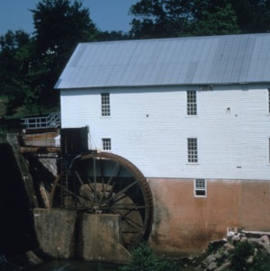 Side view, Murray's Mill, Catawba County, North Carolina
