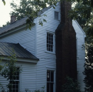 Side view with chimney, Hall-London House, Pittsboro, Chatham County, North Carolina