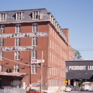 Front view, W.F. Smith & Sons Leaf House and Brown Brothers Co. (Piedmont Leaf Tobacco Co.), Winston-Salem, Forsyth County, North Carolina