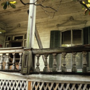 Porch, Caldwell-Cobb-Love House, Lincolnton, Lincoln County, North Carolina