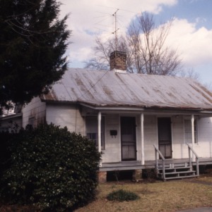 Front view, 407 Elliott Street, Edenton Cotton Mill Village, Edenton, Chowan County, North Carolina