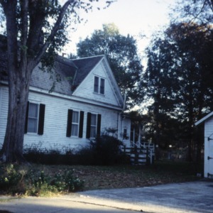 Side view, 400 King Street, Edenton Cotton Mill Village, Edenton, Chowan County, North Carolina