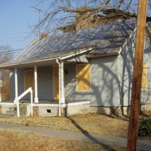 Front view, 405 Phillips Street, Edenton Cotton Mill Village, Edenton, Chowan County, North Carolina