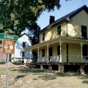 Side view, Supervisor's House (lot 1), Glencoe Mill Village, Glencoe, Alamance County, North Carolina