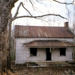 Front view, House, Glencoe Mill Village, Glencoe, Alamance County, North Carolina