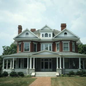 Front view, Thomas Benton Ashby House, Mount Airy, Surry County, North Carolina