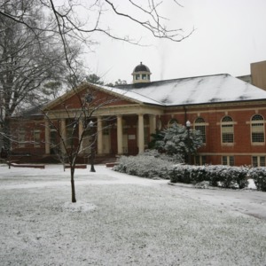 Leazar Hall, snow day