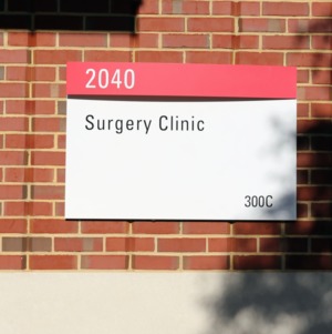 Surgery Clinic Sign May 2017