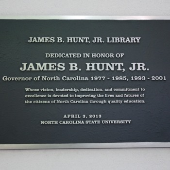 Plaque at Hunt Library