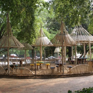 Kilgore Hall Bamboo structures
