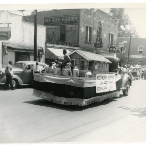 Photo of Float with sign "Modern Dairy Equipment...W.H. Martin Farm...Rockingham County"