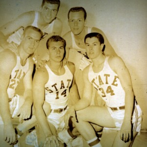 Men's basketball team group photo