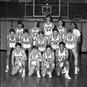 Basketball team group photo