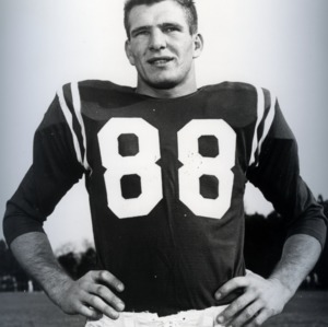 Jim Crain, North Carolina State end, 1957-1958