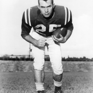 Linwood Veasey, North Carolina State left halfback, 1958