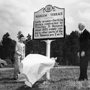 Unveiling of Magnum Terrace historical marker