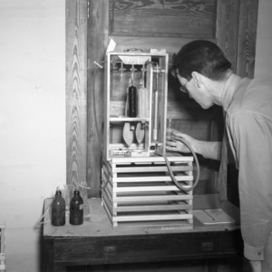Apple Storage Experiment at Brushy Muontains Apple Research Laboratory, Wilkes County, March 1941