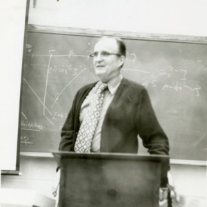 Professor T. E. Maki in classroom
