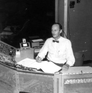 Raymond L. Murray at reactor control panel