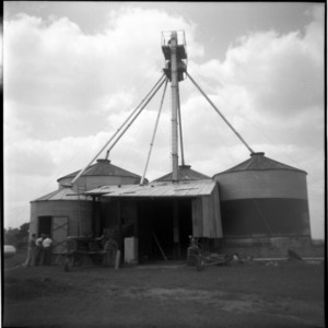 Grain Storage and Drying. Billy Jarvis, Myock, N.C.