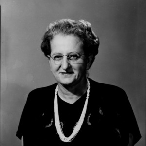 Portrait of Pauline Gordon