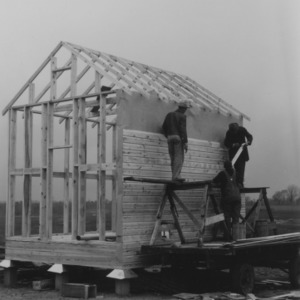 Construction of rat-proof feed barn