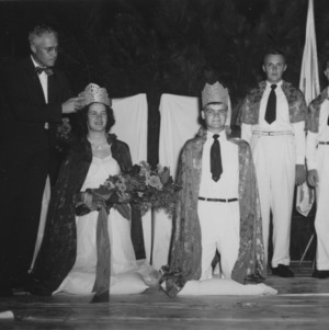 4-H Health King and Queen ceremony during 4-H Club Week