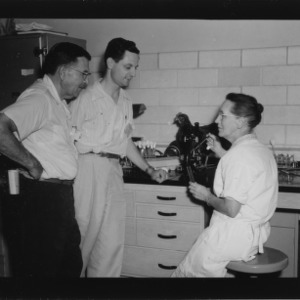 Poultry scientists in lab