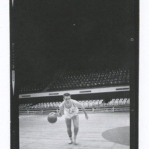 Basketball action shots of Ron Erb